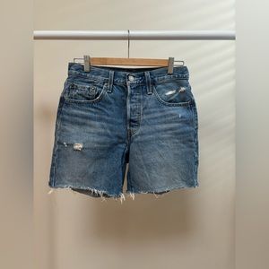 Levi’s 501 Mid Thigh Shorts